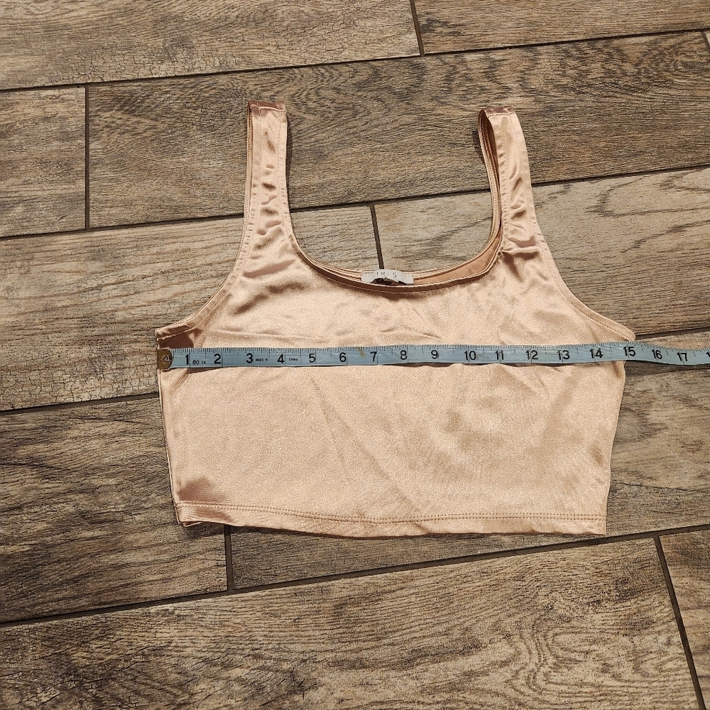IRIS Champagne Satin Square Neck Crop Top Size Large - Picture 6 of 7